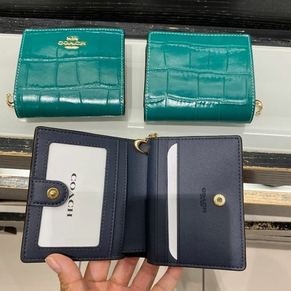 Coach Snap Wallet c6092 - Picture 2 of 7